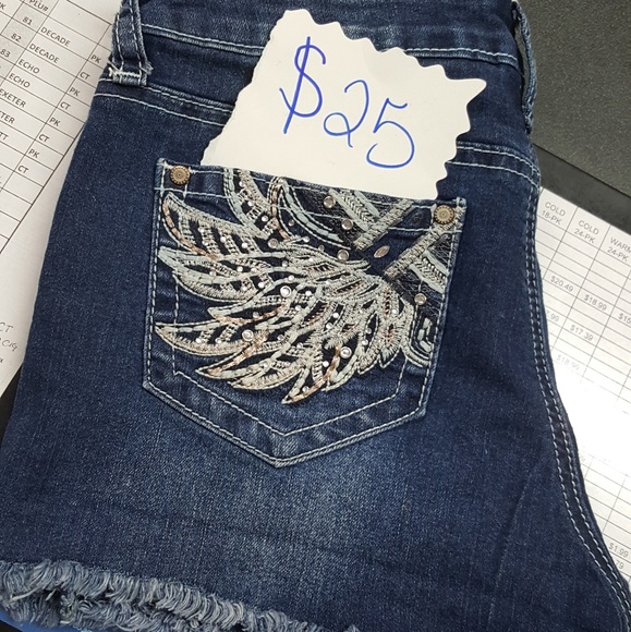 Size 14 juniors - Picture 2 of 2